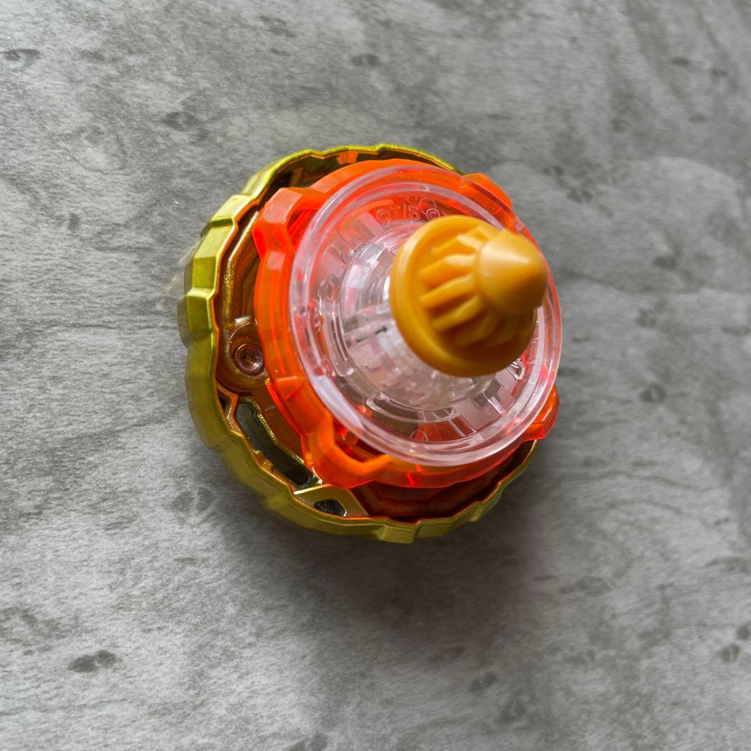 【BEYBLADE】ベイブレードX 引退品 優勝景品 レア 希少 ケース込み