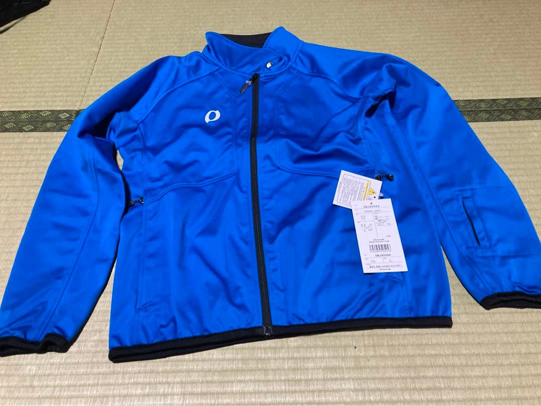 新品 オンヨネ　ミッドウェアジャケット サイズL