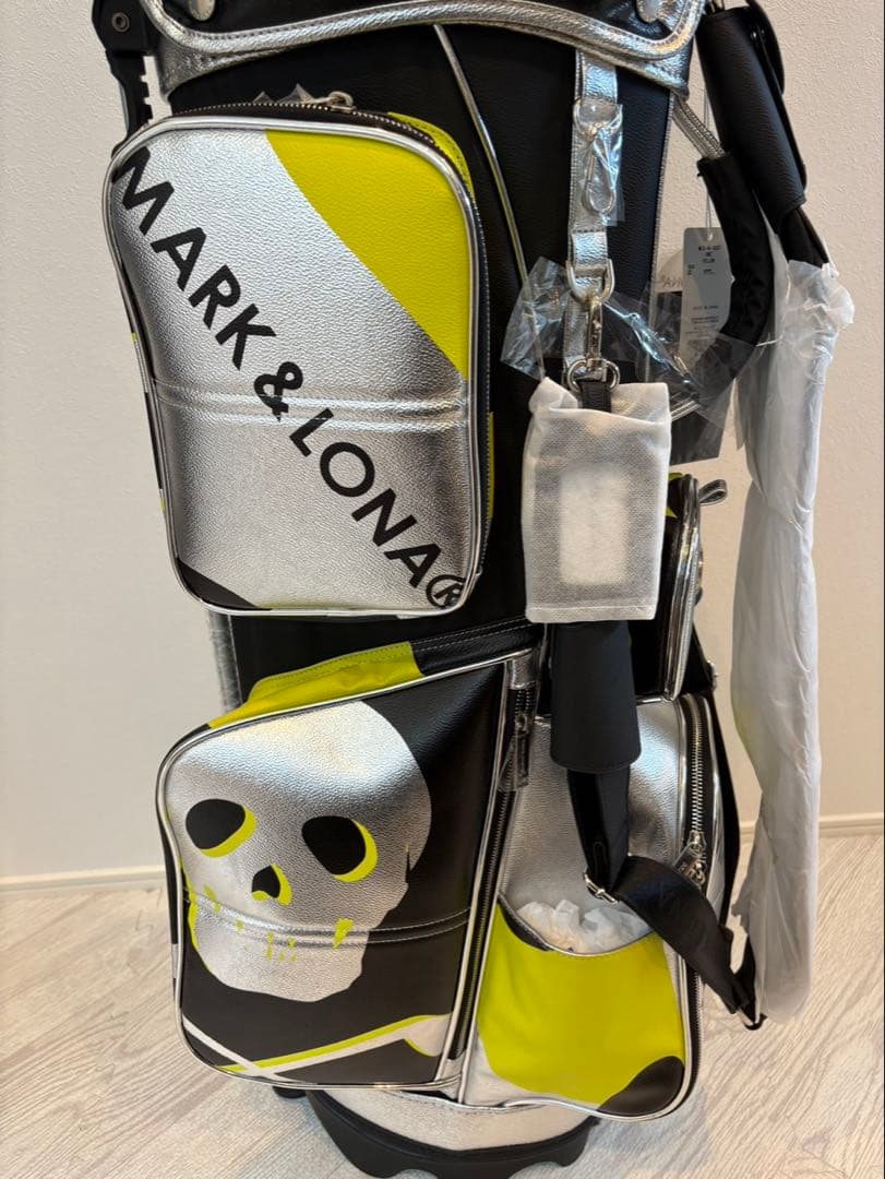 MARK & LONA スカルデザイン キャディバッグ 新品タグ付き