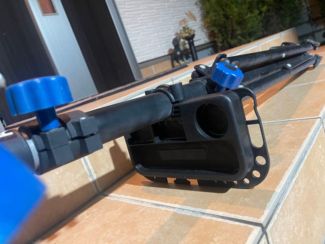 アルミ製三脚 最大荷重30kg