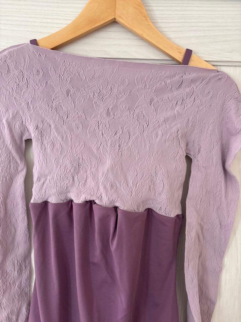 チャコット　ノーソーイングニットレオタードLサイズ