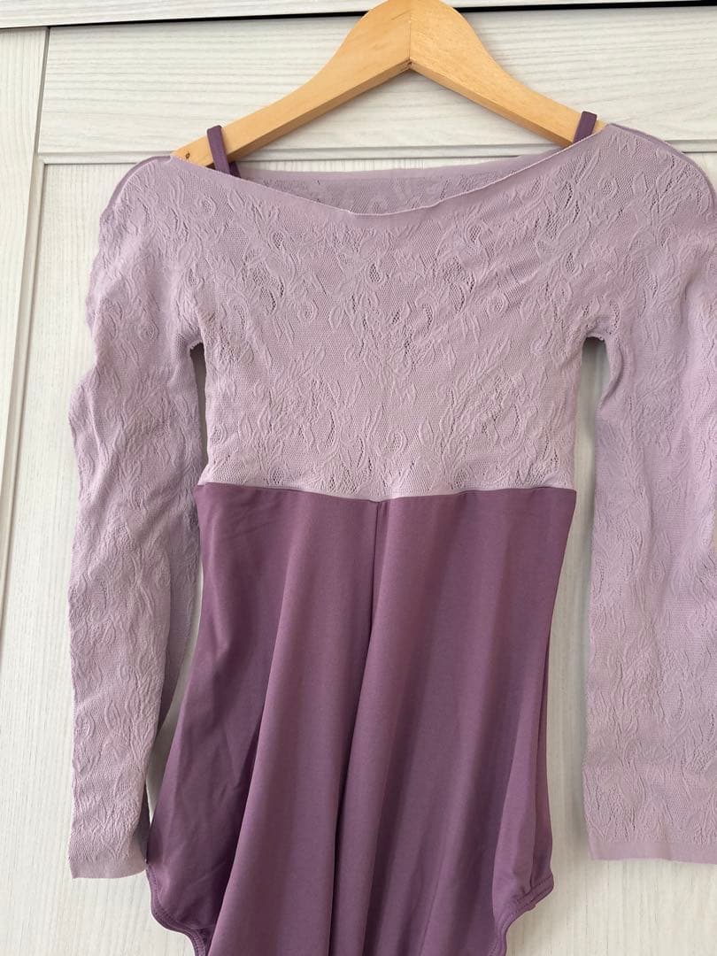 チャコット　ノーソーイングニットレオタードLサイズ