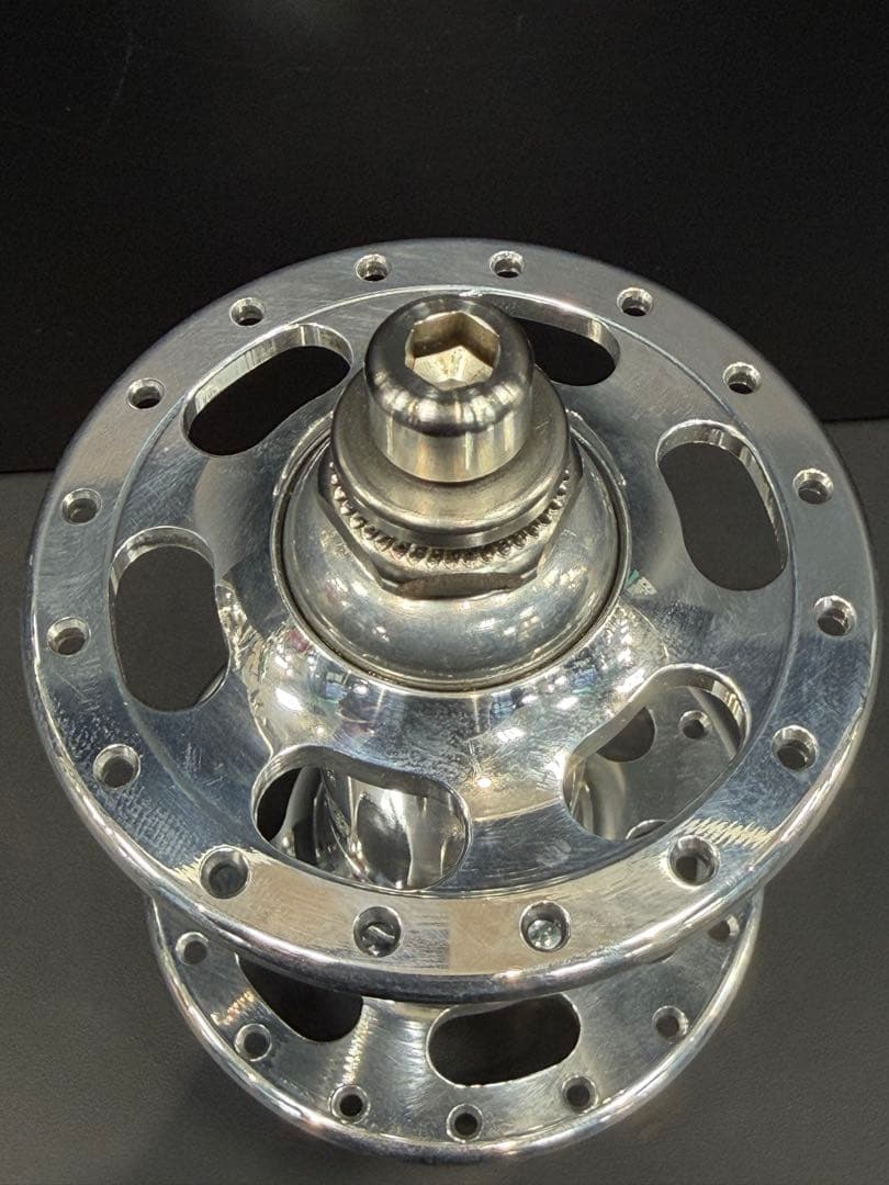 Paul 32H 100mmハブ