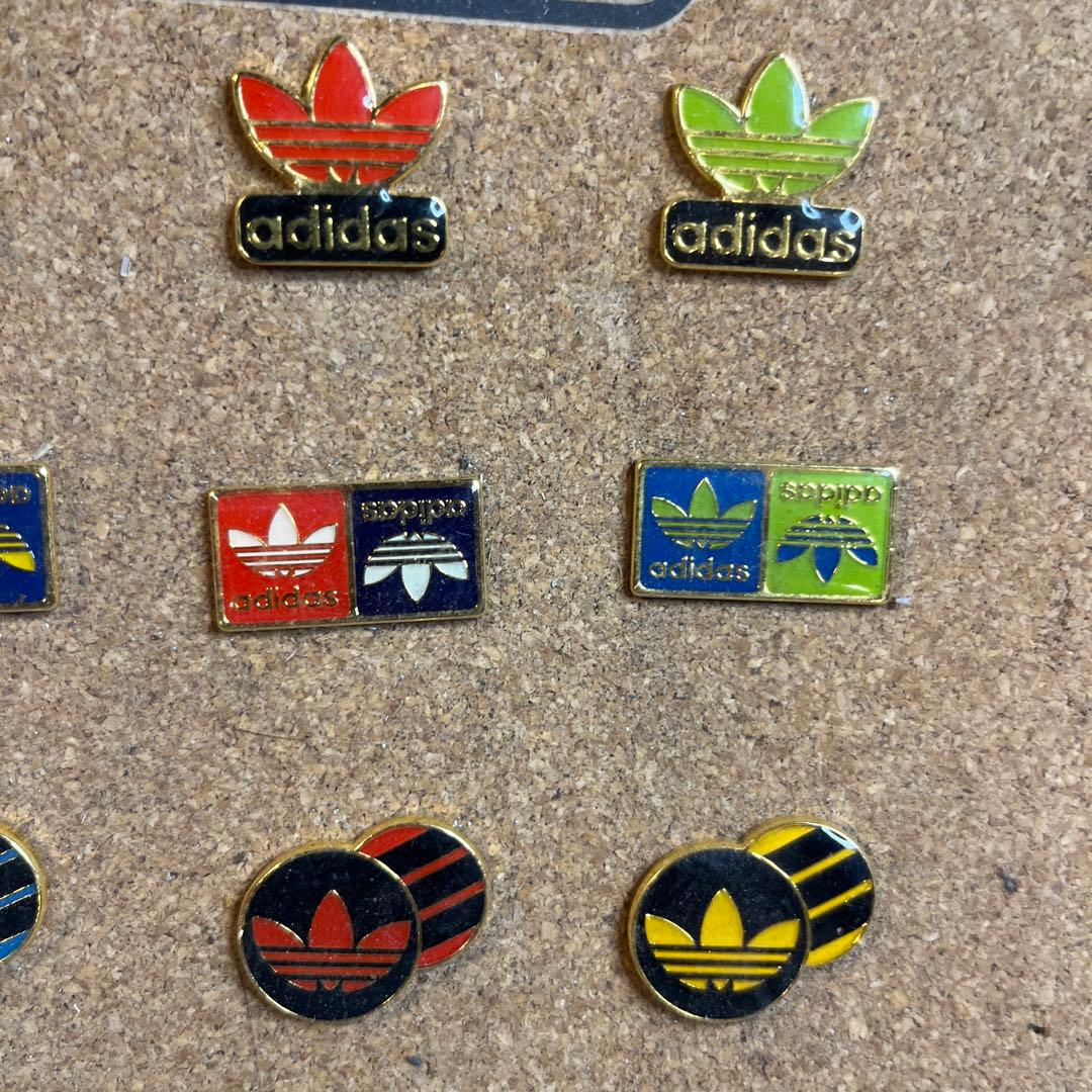 old adidas ヴィンテージ　ピンバッジ　24個