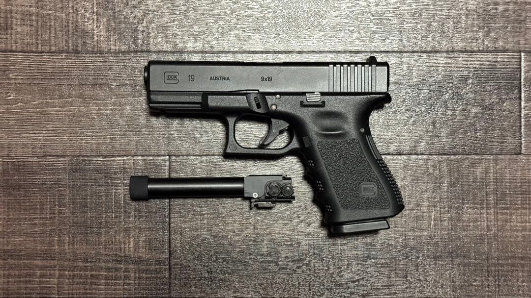 o*5様 ™️GBB Glock19 Gen3 カスタムアウターバレル付き