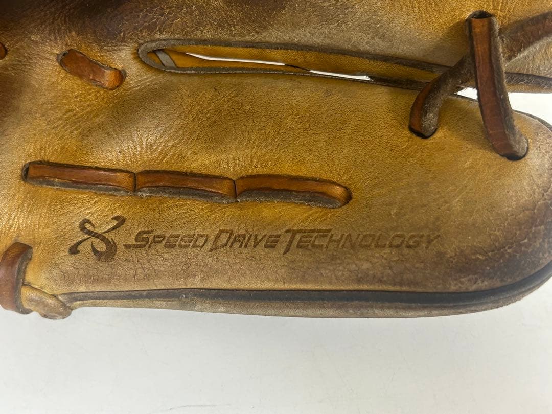 ミズノプロ　硬式　内野用グローブ