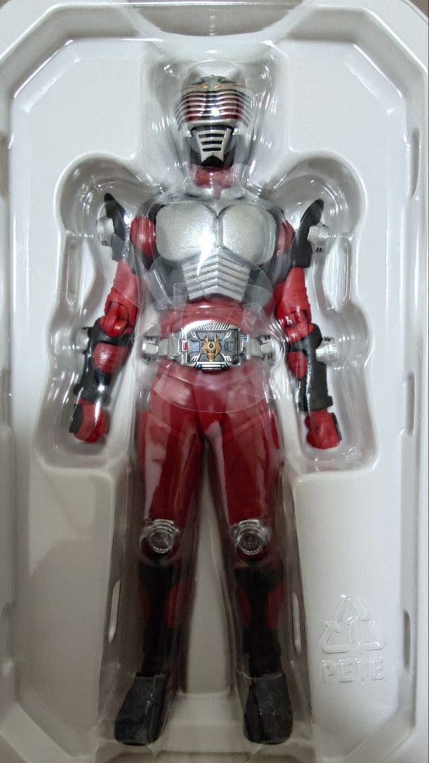 フィギュアーツ 真骨彫製法 仮面ライダー龍騎