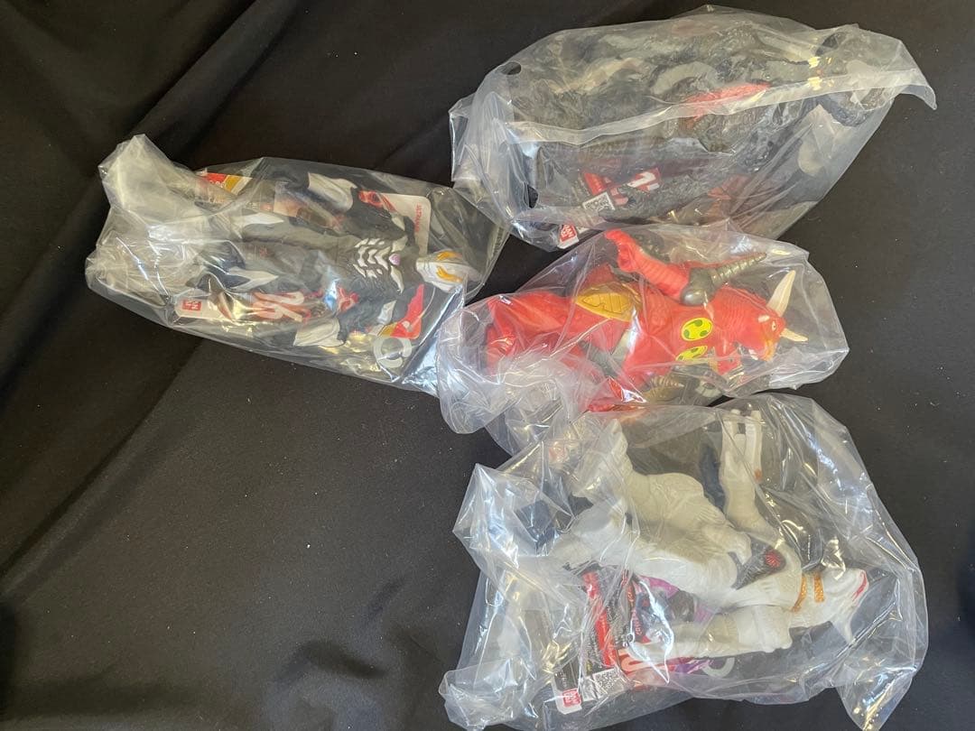 ウルトラヒーロー怪獣シリーズ　ソフビ　23体 まとめ　タグ付