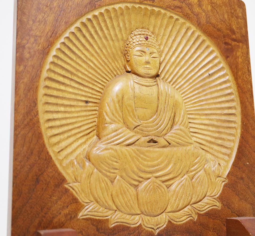 【衝立一体・手彫り】木彫 仏像 高さ36cm｜玄関・棚に置ける一点物