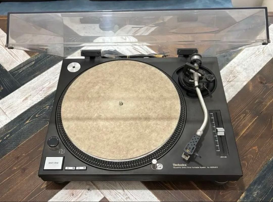 Technics テクニクス　SL-1200 MK3 ターンテーブル