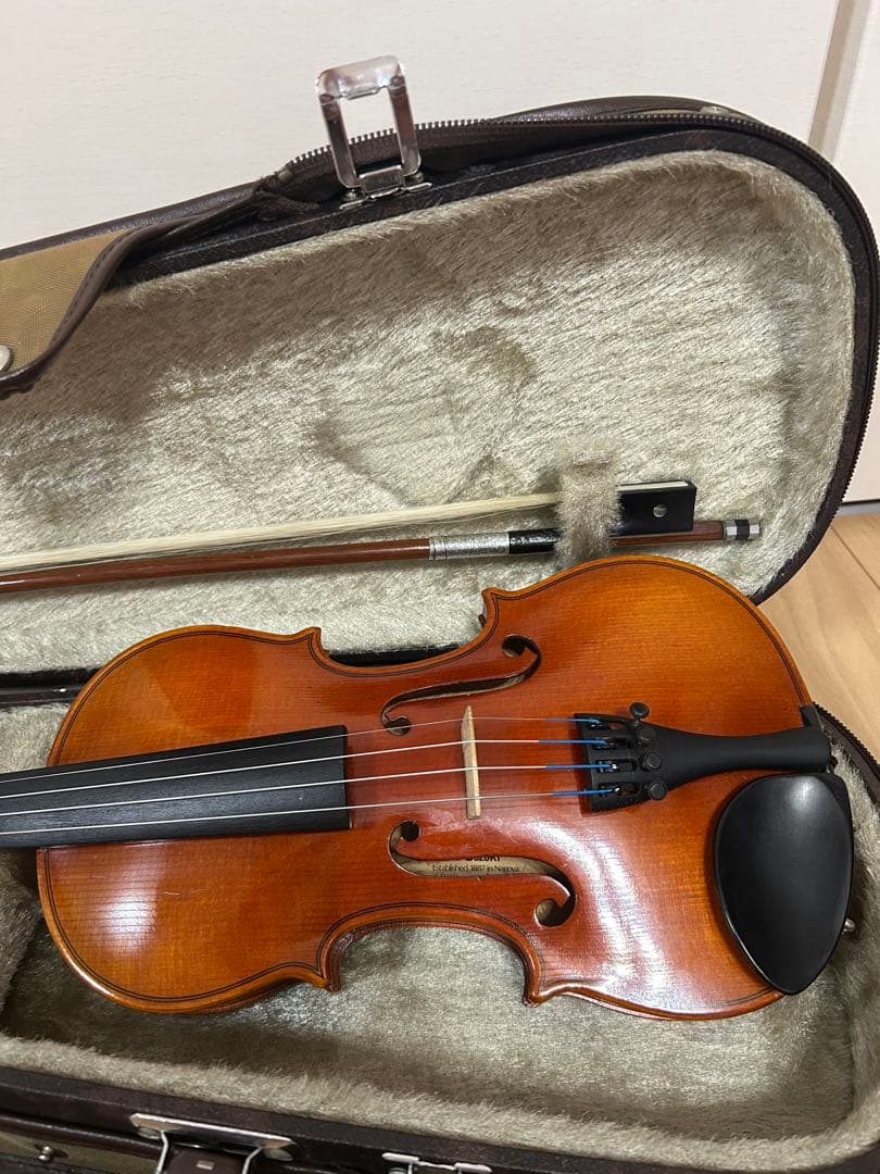 中古　SUZUKI バイオリン　1/8 No200 本体、弓2本、ケース