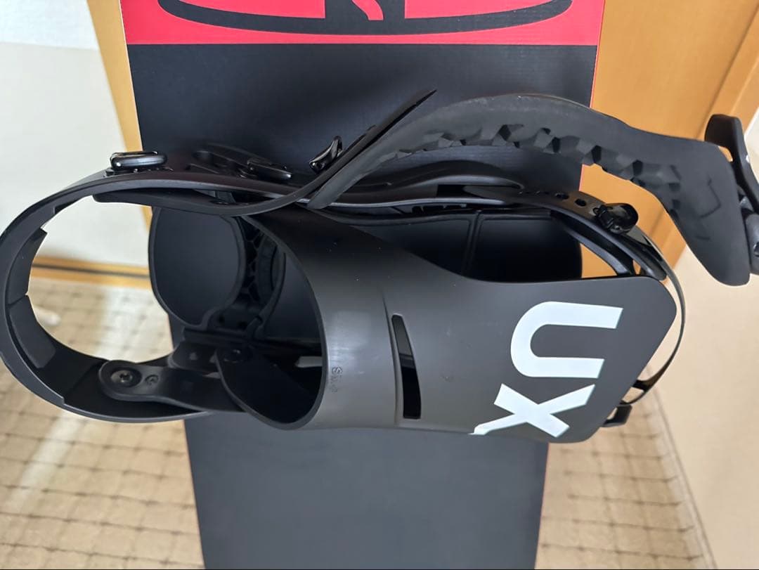 FNTC TNTR 22-23 FLUXビンディング、ケース付