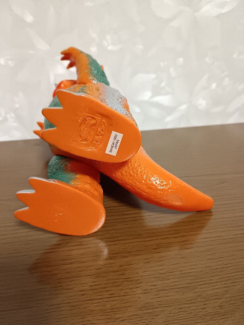 バンダイ　東宝怪獣シリーズ　 バラゴン　ブルマァク復刻1992 タグ付き