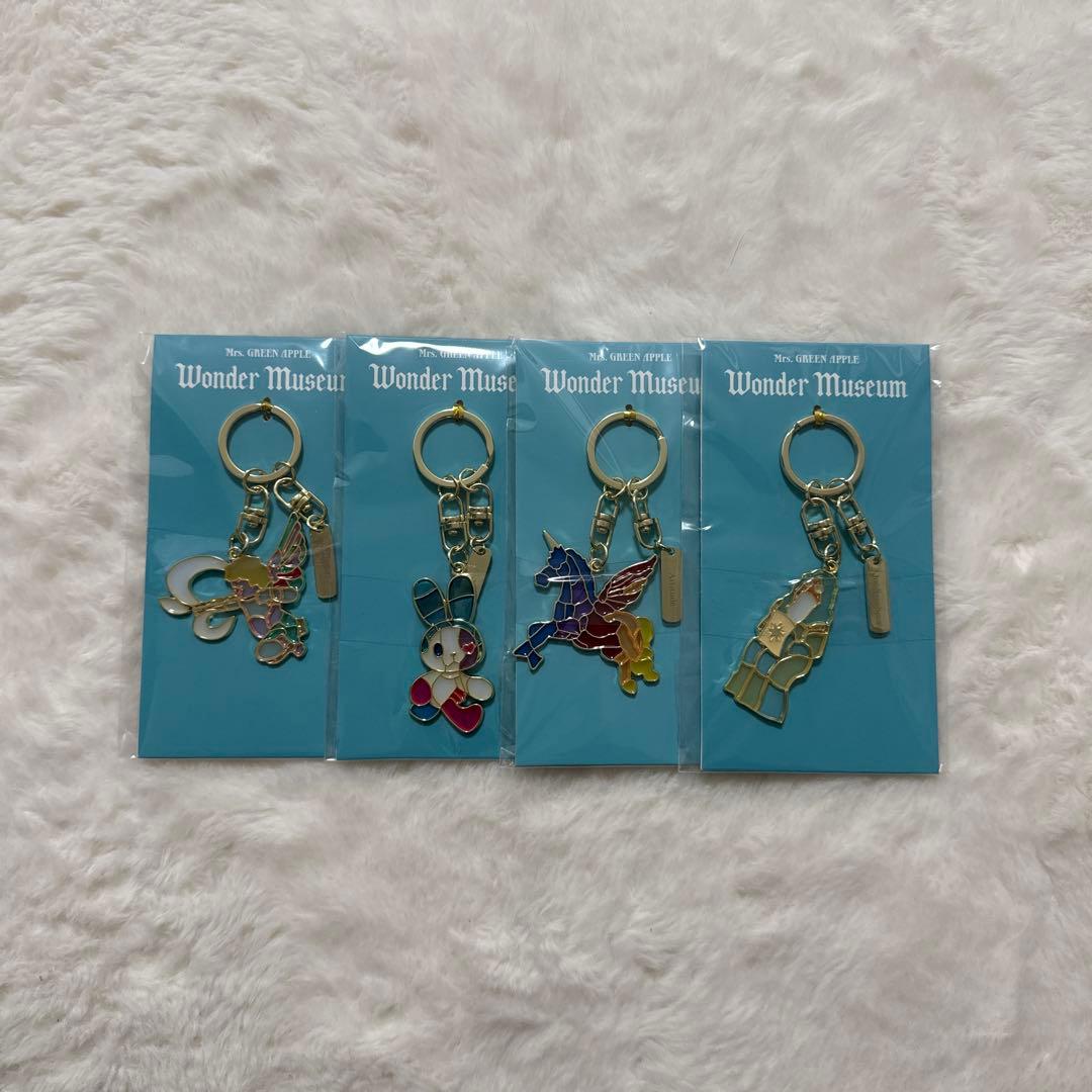 Mrs. GREENAPPLE Wonder Museumキーホルダー4個セット
