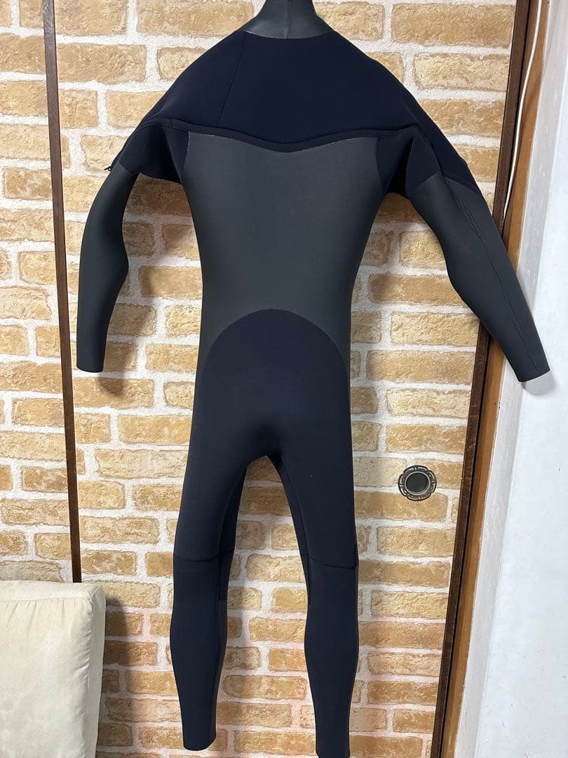 ウェットスーツ セミドライ　5mm×3mm 日本製