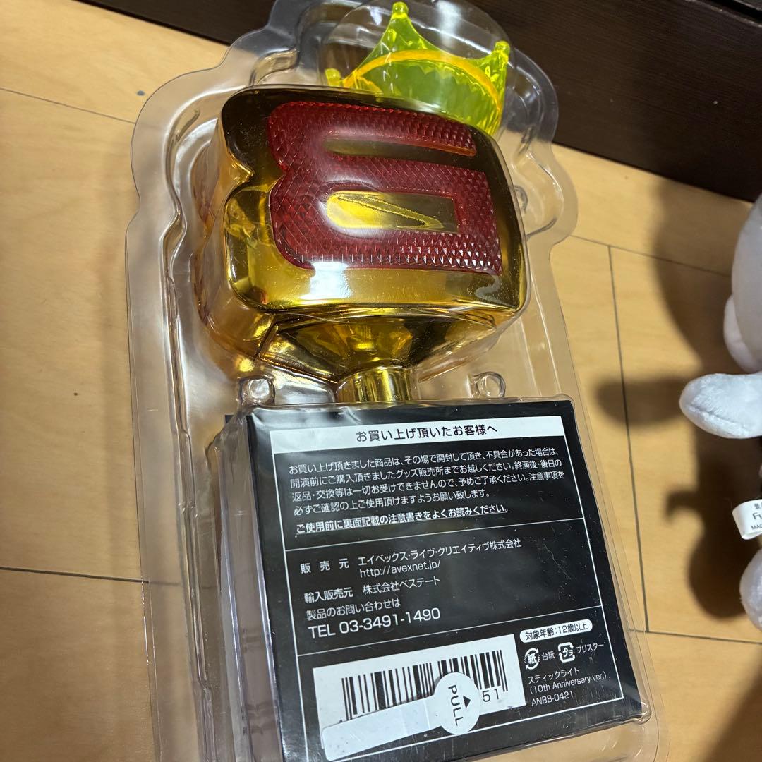 BIGBANG ペンライト　王冠　ボイスキーホルダーぬいぐるみ　トランプ