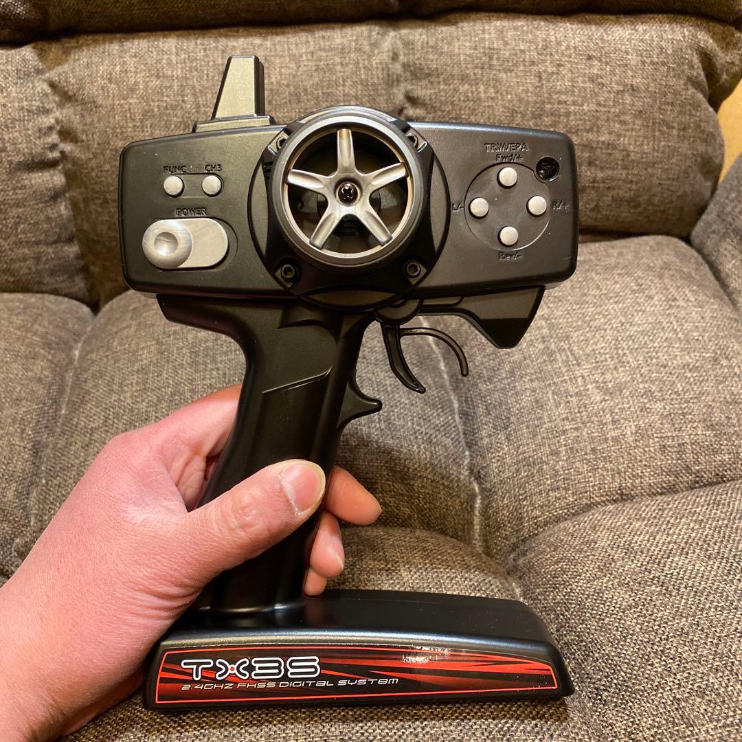 ほぼ新品　爆速マッドバンVEメカ×タミヤDT-03 ビートルボディ　リポBT付属