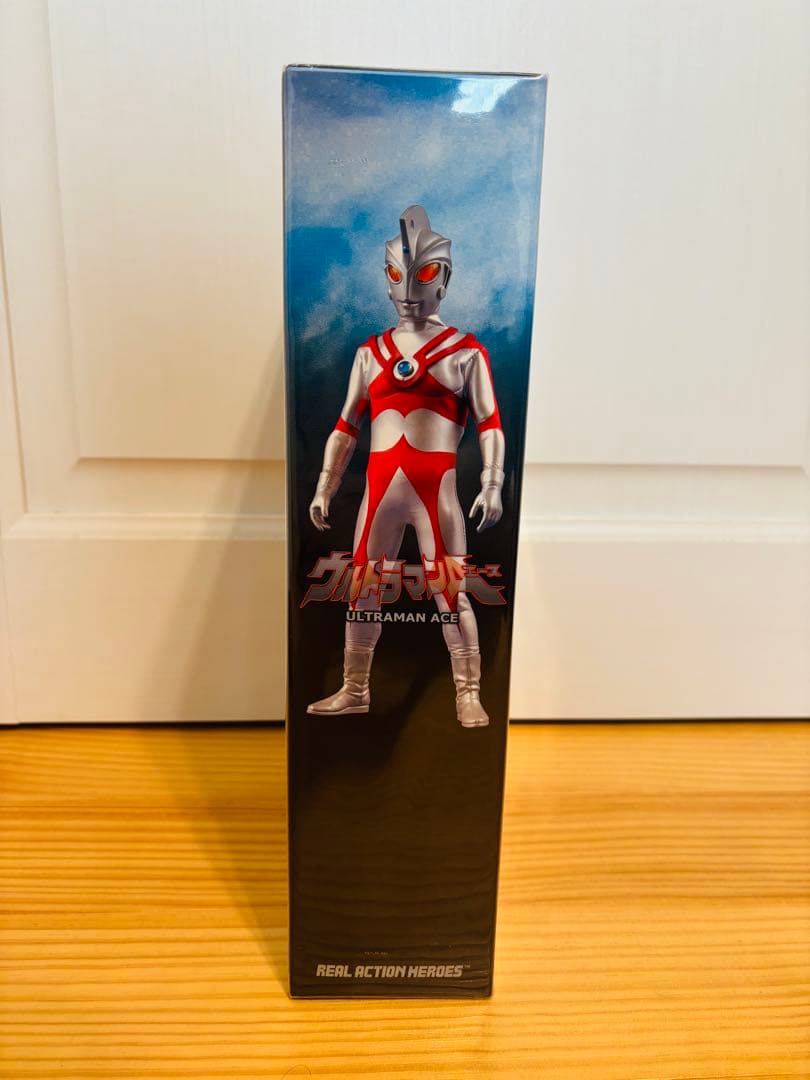 (未開封)メディコムトイ　RAH ウルトラマンエース　フィギュア