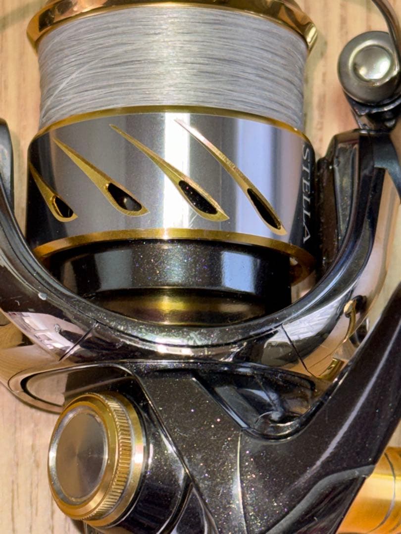 シマノ14ステラC2000HGS ステラC2000Sスプール