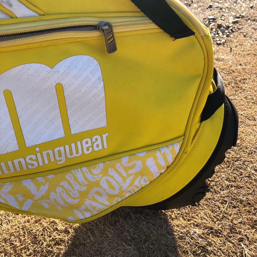 マンシングウェア　キャディバッグ　グラフィック　軽量　スタンド式