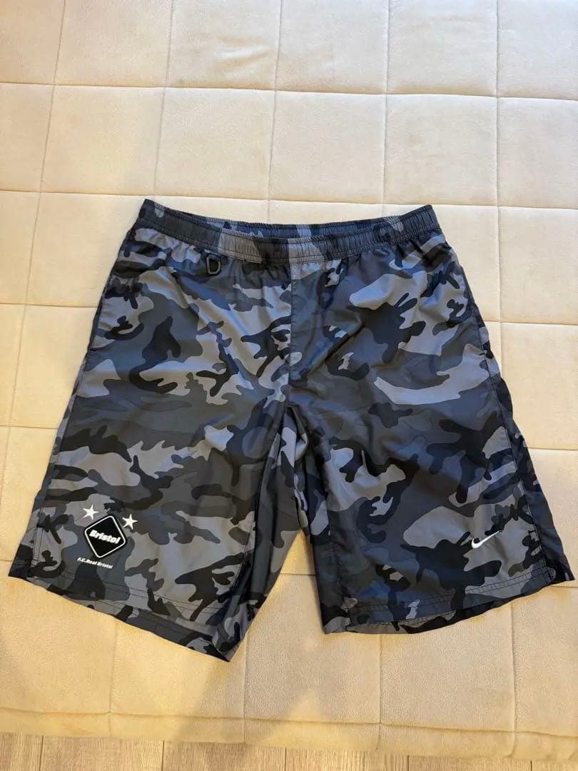 FCRB NIKE コラボショーツ 中古 Lサイズ