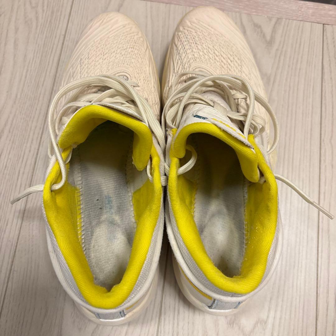 ASICS バスケットボールシューズ ホワイト/イエロー