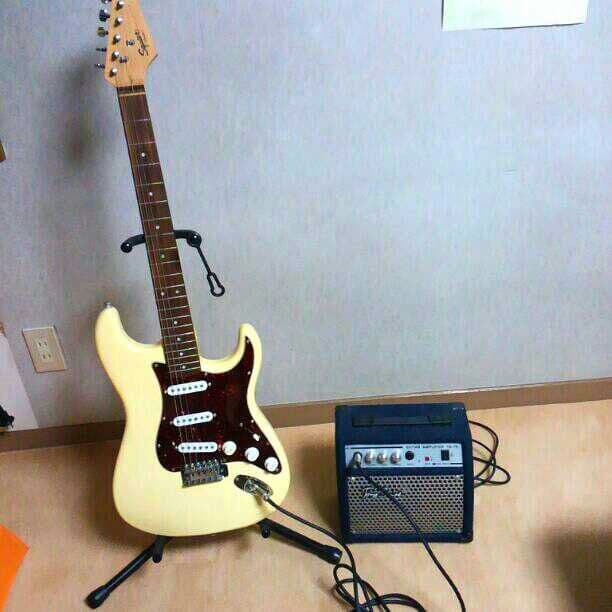 Squierギター+アンプなど 6点セット バラ売り可