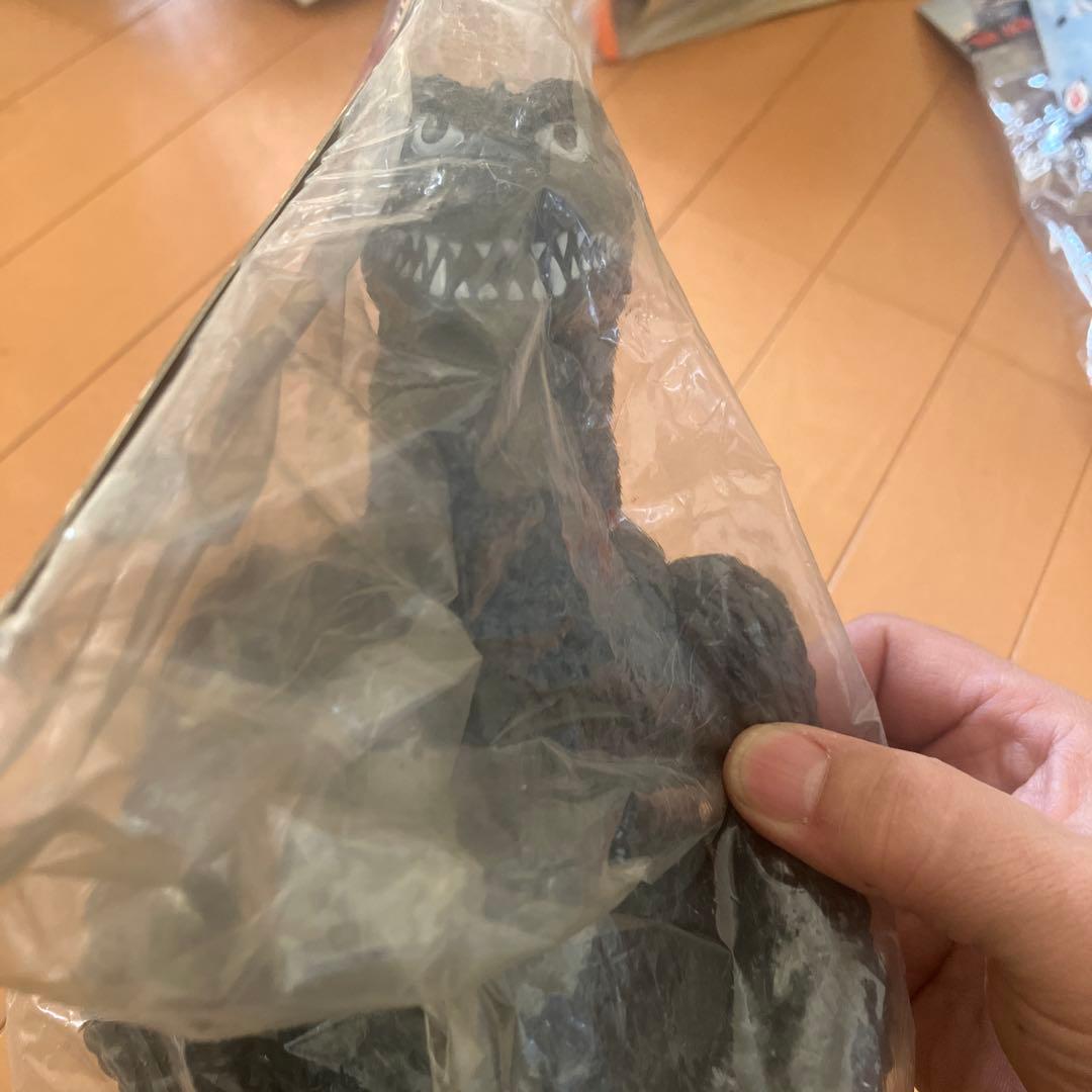 ゴジラ フィギュア 黒