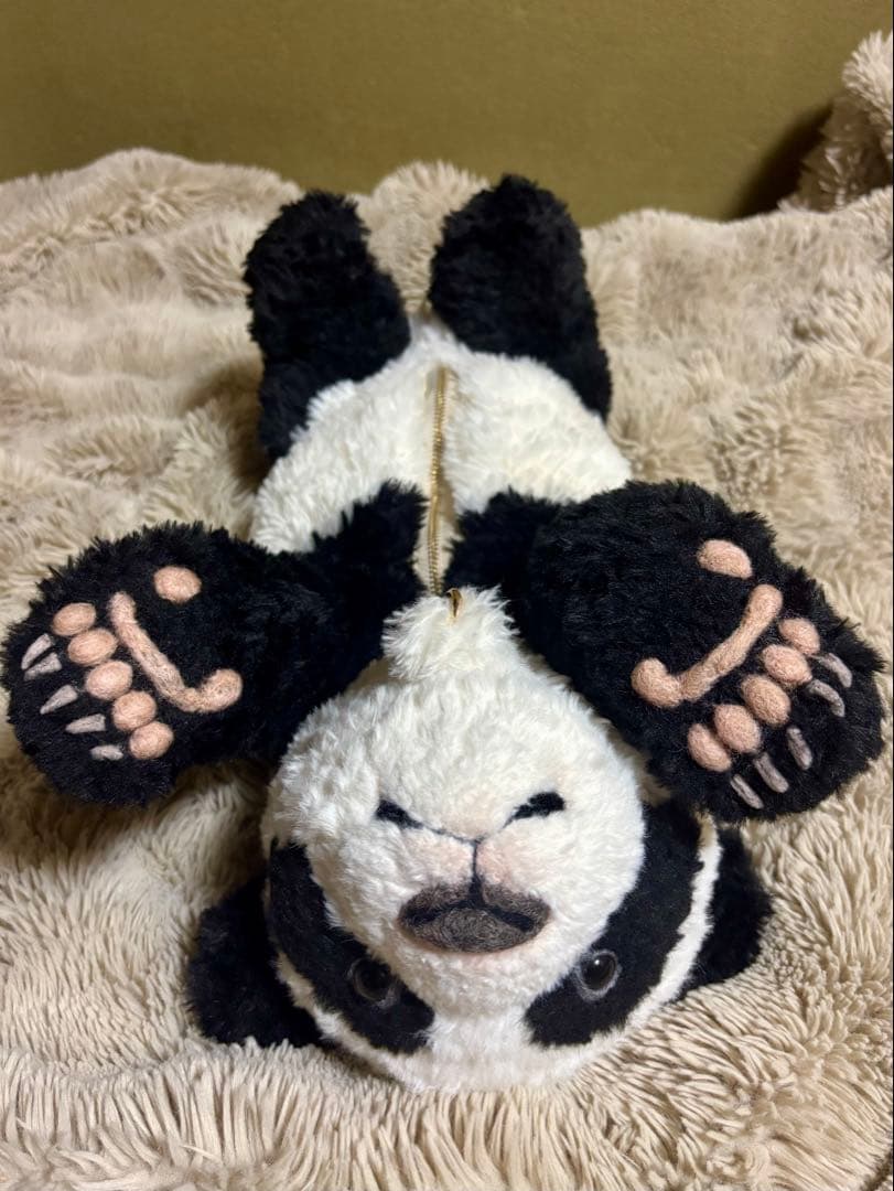 コロっとことり　リアル赤ちゃんパンダ編みぐるみバッグ