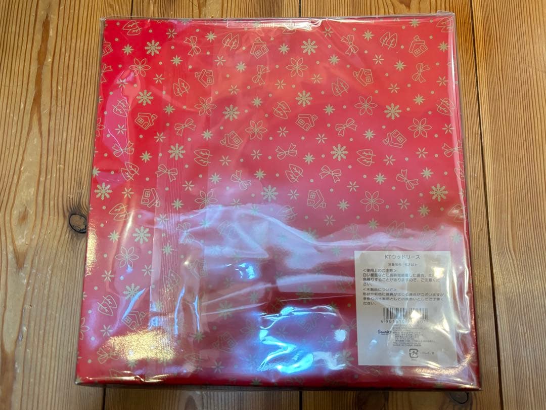 サンリオ　ハローキティ　クリスマスウッドリース