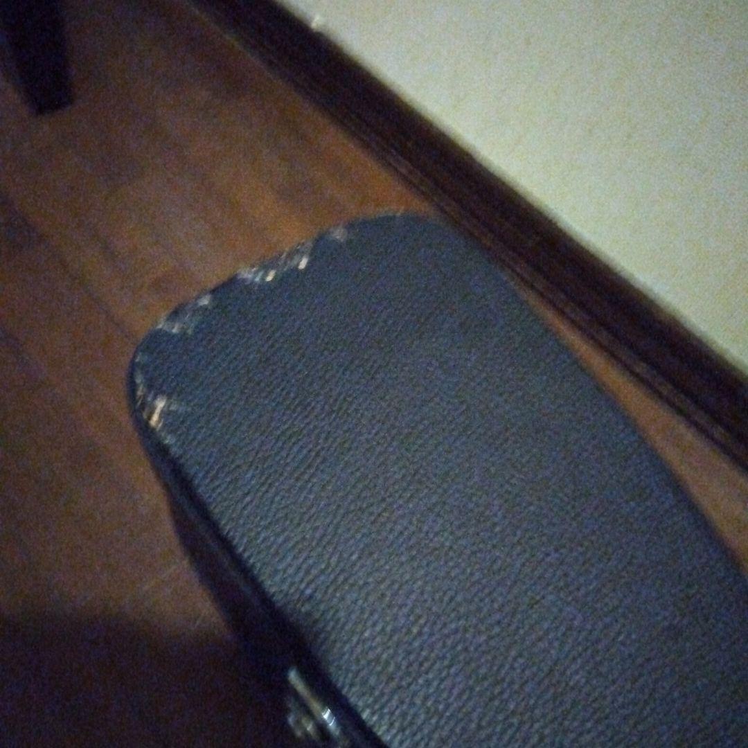 Fender　GDC200 エレアコ　サイドバックの木目がカッコいいギターです。