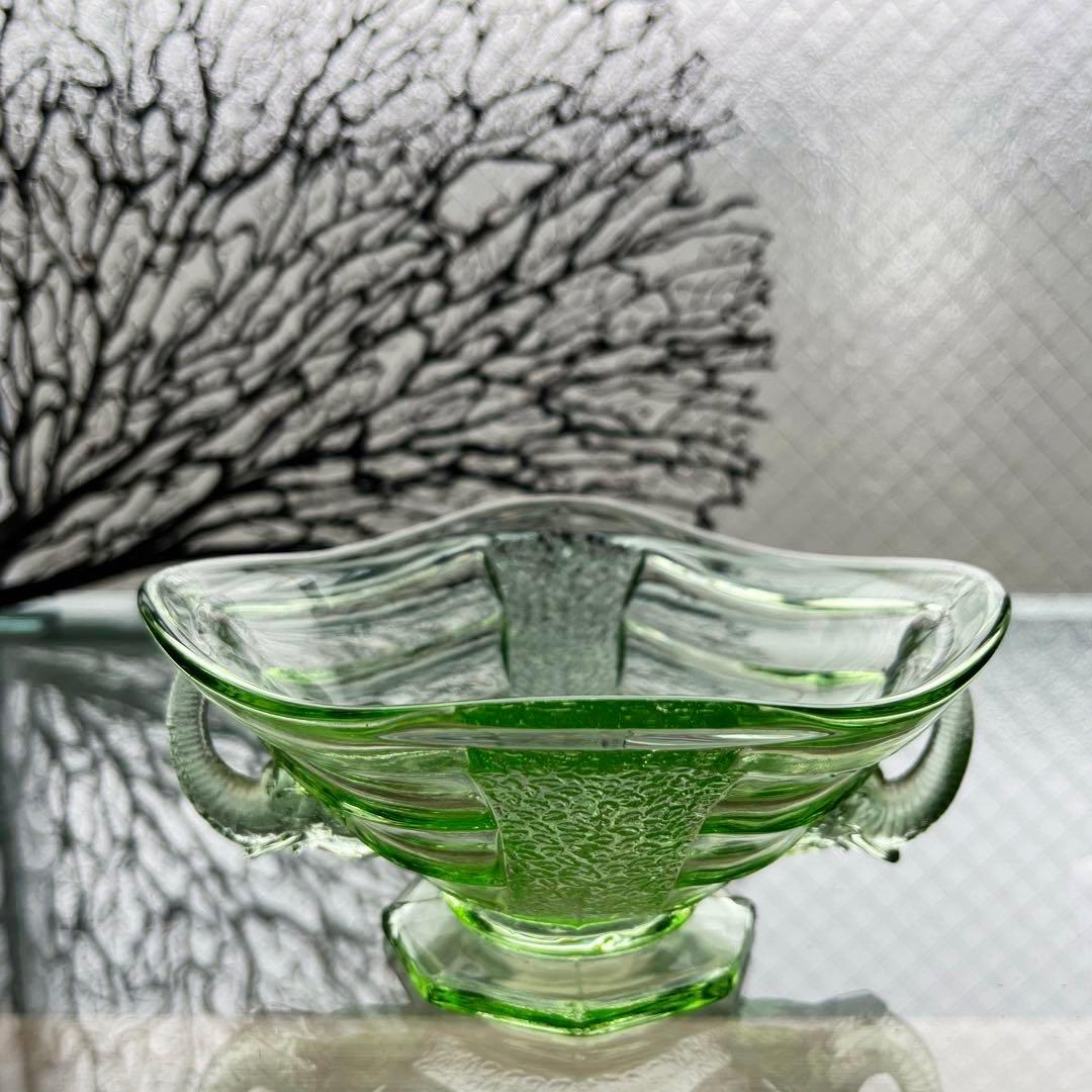 骨董　時代ガラス　フィギュリン　エレファント　象　プレスガラス　菓子器