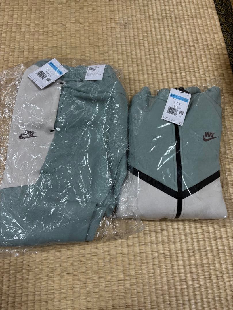 Nike ジャージ上下セット ミントグリーン