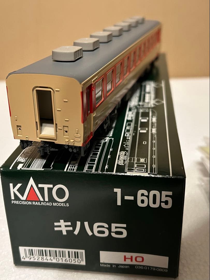 キハ65（モータ無し）＋スハフ42（茶）　KATO HO