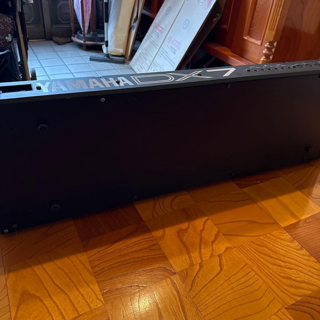 YAMAHA DX7 シンセサイザー