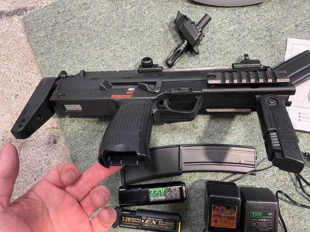 東京マルイ　電動ガン　MP7 ジャンク