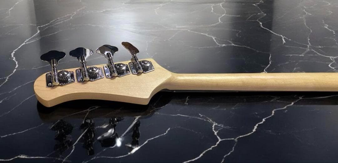 S*.様 音出し確認済み★フォトジェニック　エレキベース