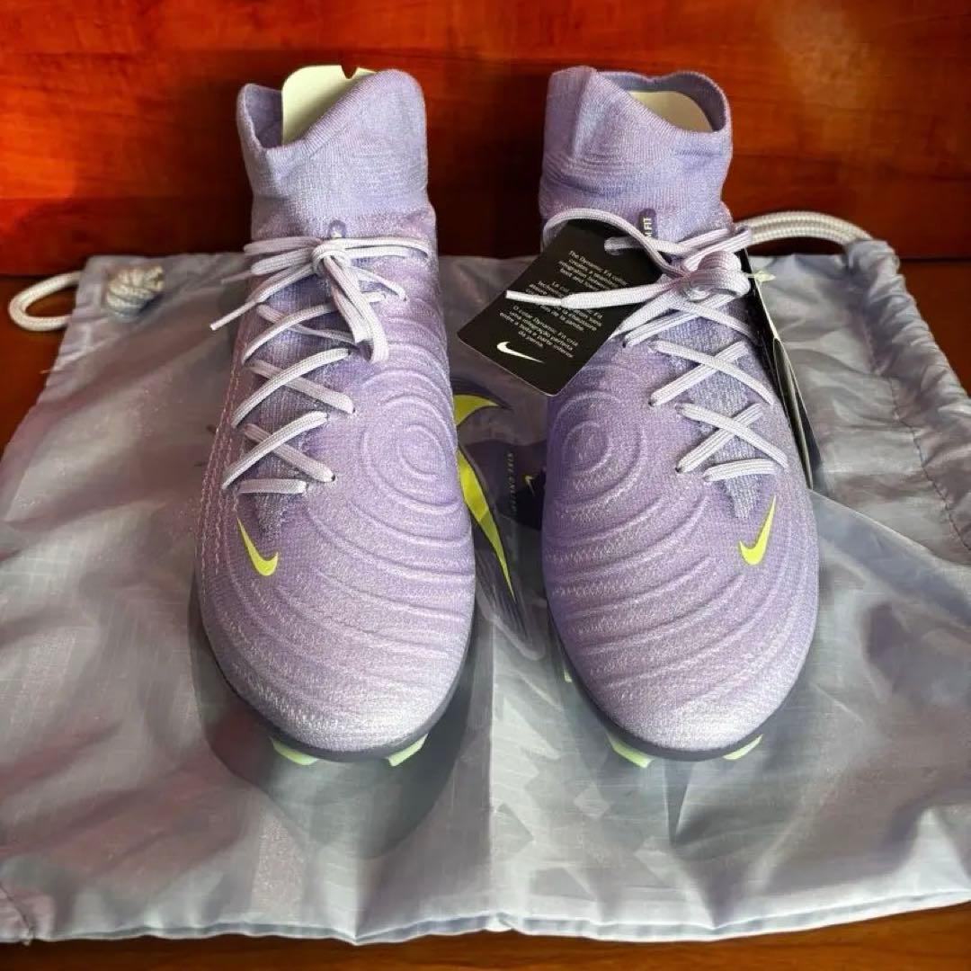 Nike サッカーシューズ 紫色 ハイカット　ヴェイパー16 FG