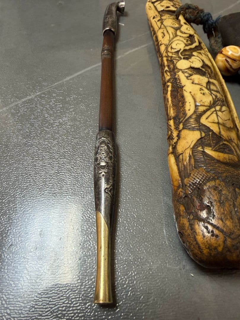 キセル　K18　彫金　煙管　緒締め玉 　煙草入れ　喫煙具　アンティーク