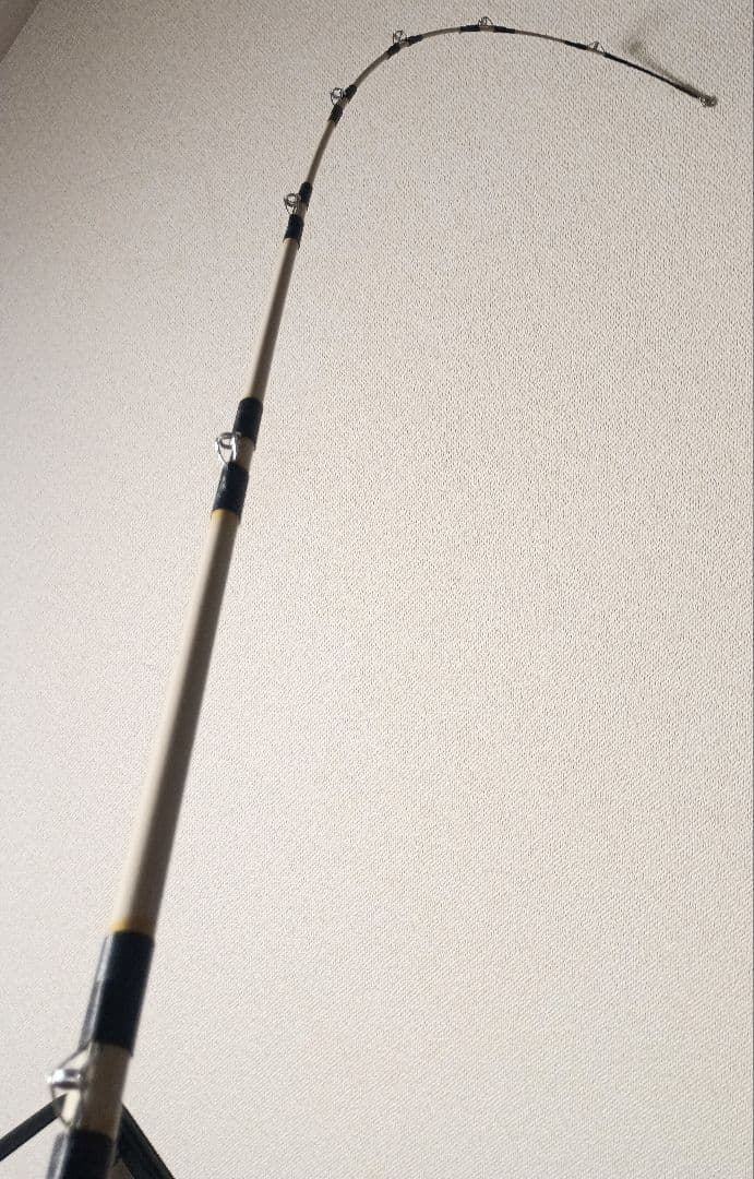 メーカー不明4本継ぎ底物竿！クエ石鯛釣りに