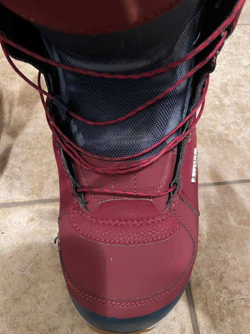 ディーラックス　DEEMON スノーボードブーツ 男性用 28.5cm