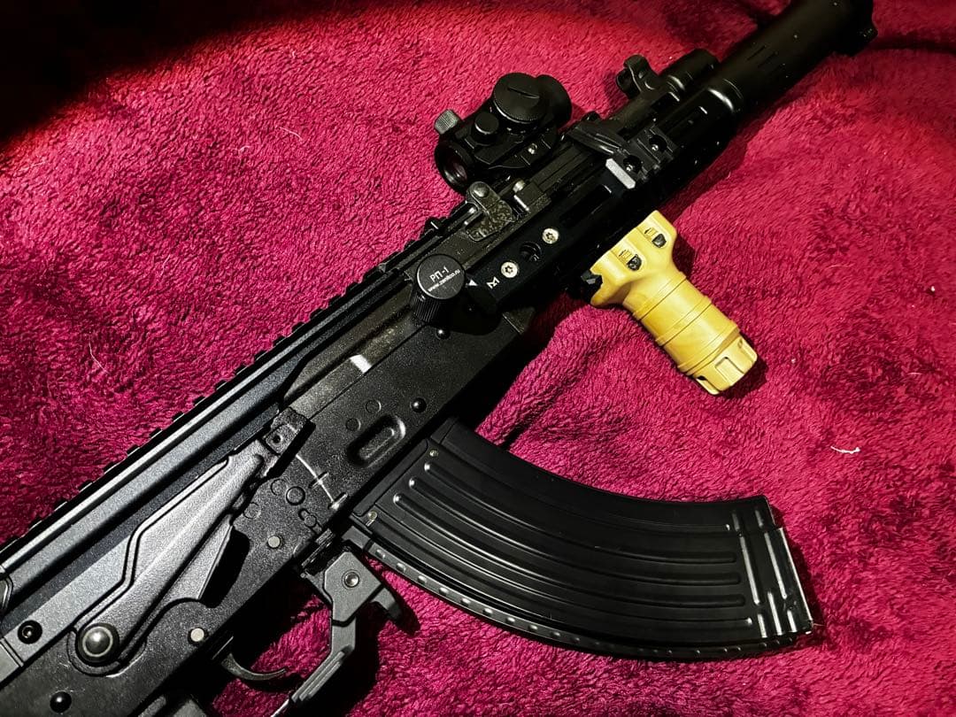 東京マルイ　ガスガン　AKX バイオハザード　ハウンドウルフ　USW A1 ガス