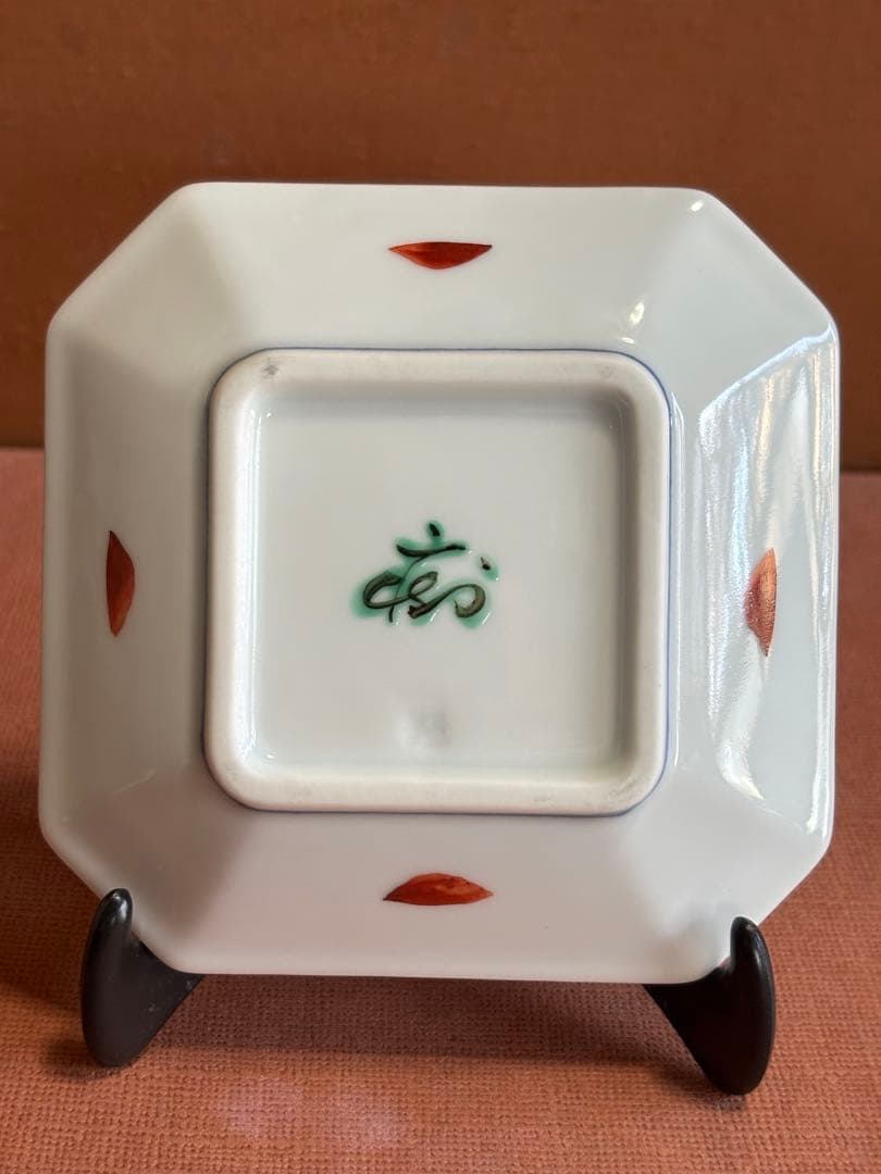 やまちゃん日本人初個展鬼才澤田痴陶人痴銘作色絵魚宗達草文八角皿　一品物