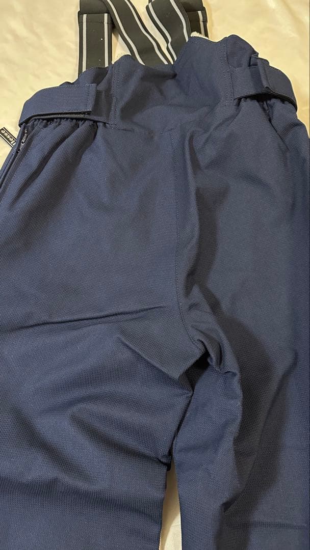 極美品　ellesse スキーウェア　上下セット　白と紺色　レディースL程度