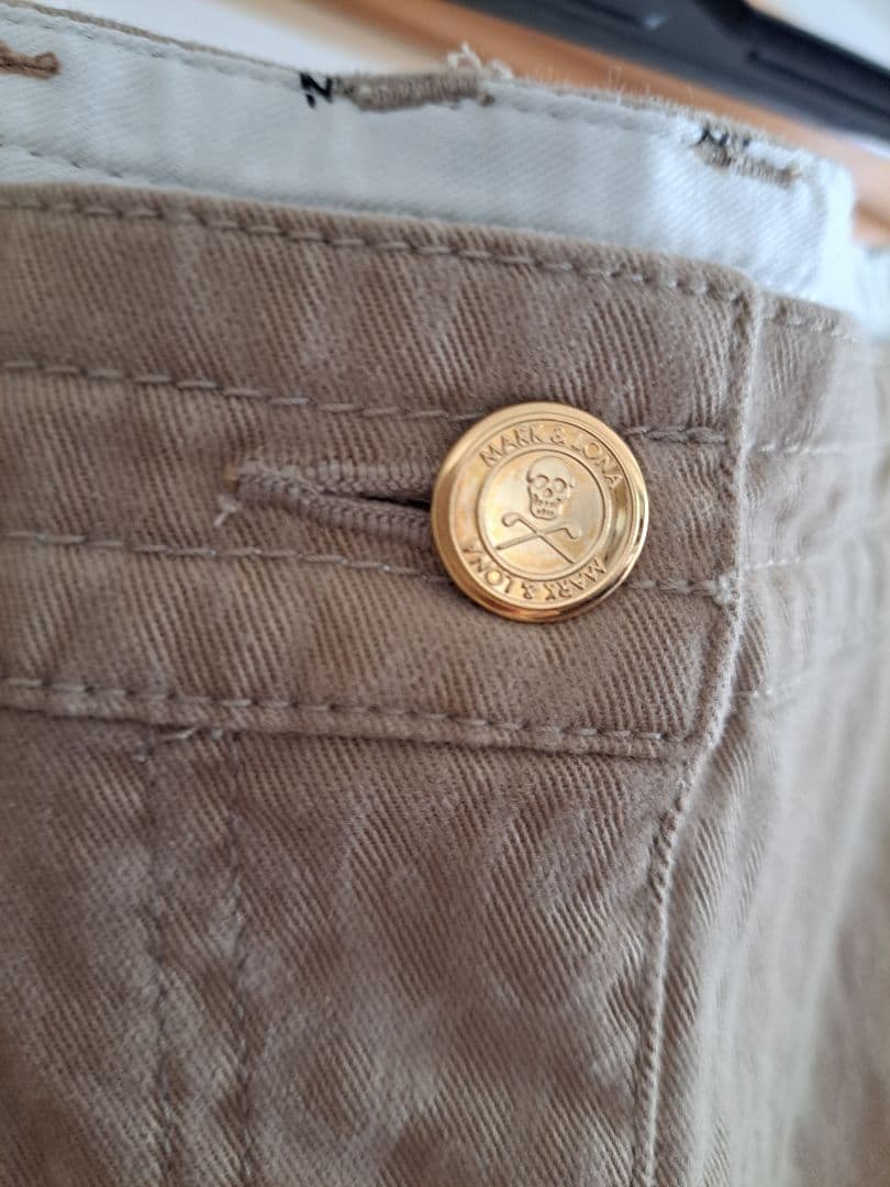 本日限定お値引き★美品☆MARK&LONAゴルフレディース　スカートS