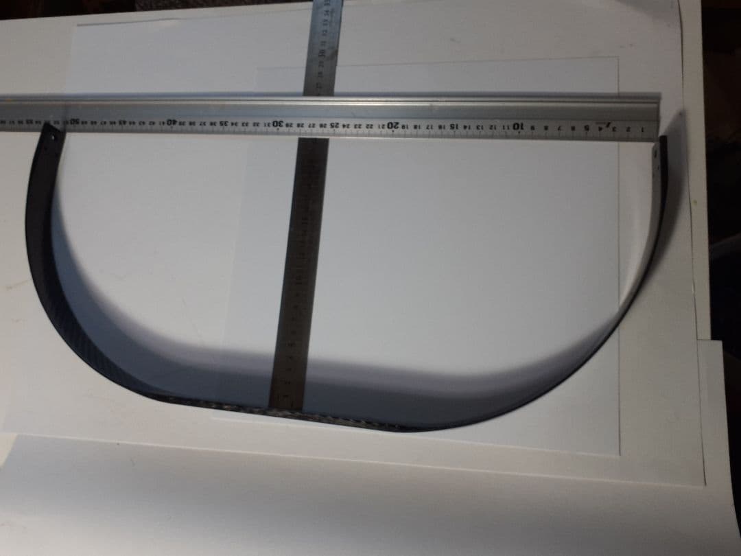 EF製60cc級カーボンランデングギアになります20フライト程度の使用です。