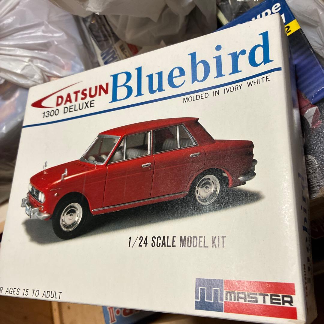 DATSUN Bluebird 1300 Deluxe 1/24絶版