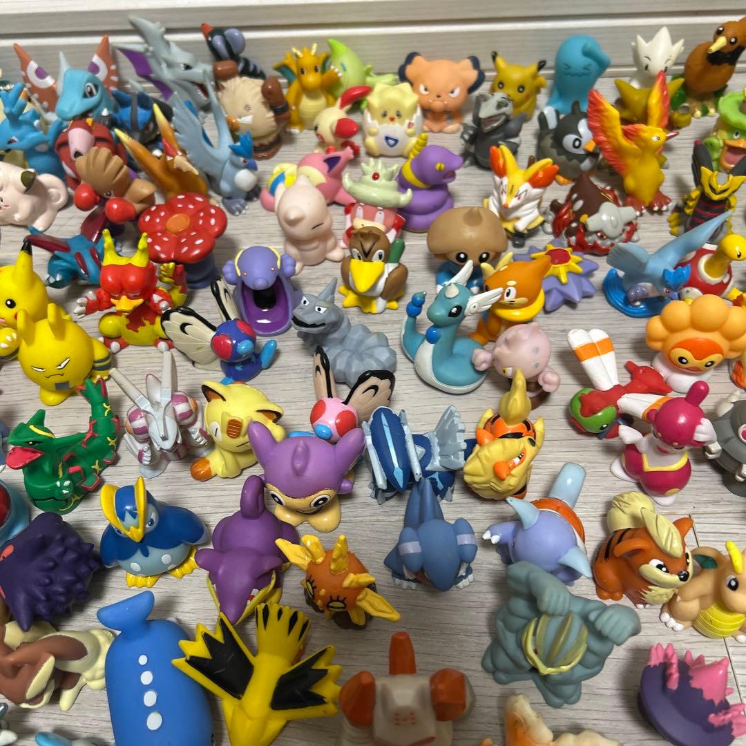 【希少品】ポケモンキッズ　ポケモン指人形豪華200個セット①