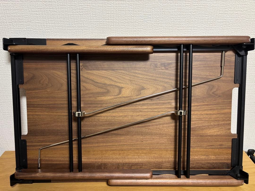 BLACK DESIGN 新作テーブルMonoto space Walnut