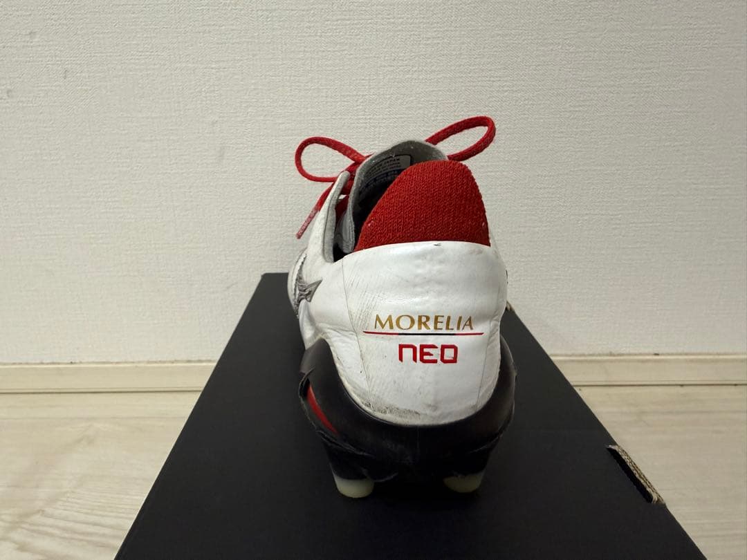 【本日限定価格】ミズノ モレリアネオ4ジャパン 24.5cm